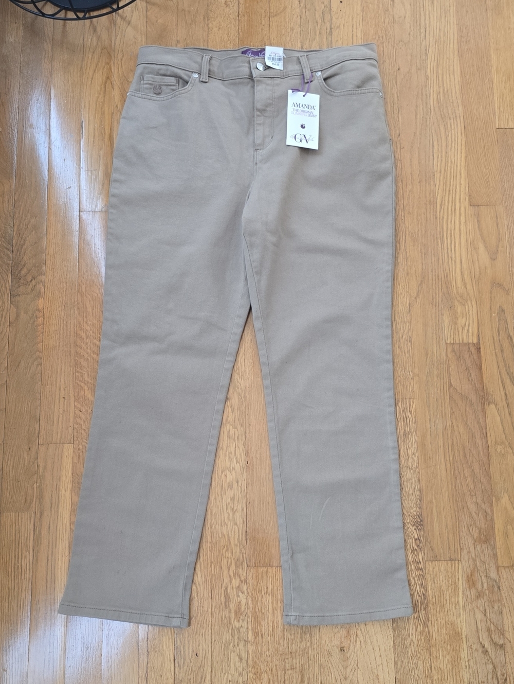Gloria Vanderbilt Brand Women's Amanda Straight-Leg Jeans in Taupe Size 16S